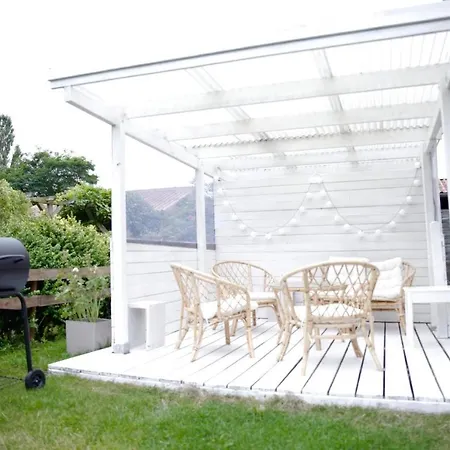 Gemuetliches Ferienhaus In Mit Eigenem Garten *